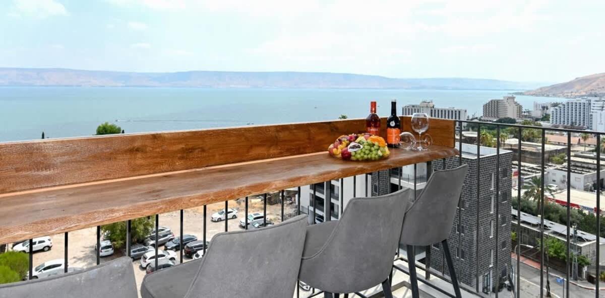 L.T.D- My View. 2 Bedroom Apartment By The Lake. Tiberíades Exterior foto